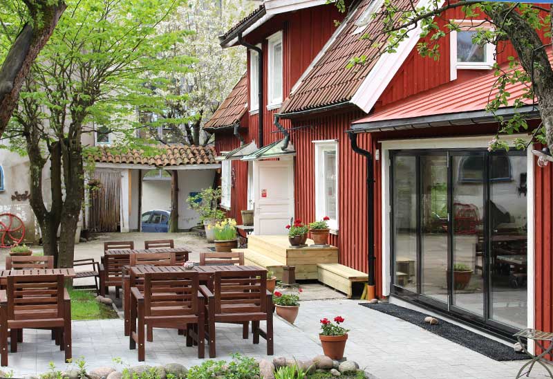 Leeways fastighet där restaurang Fredborgs ligger.
